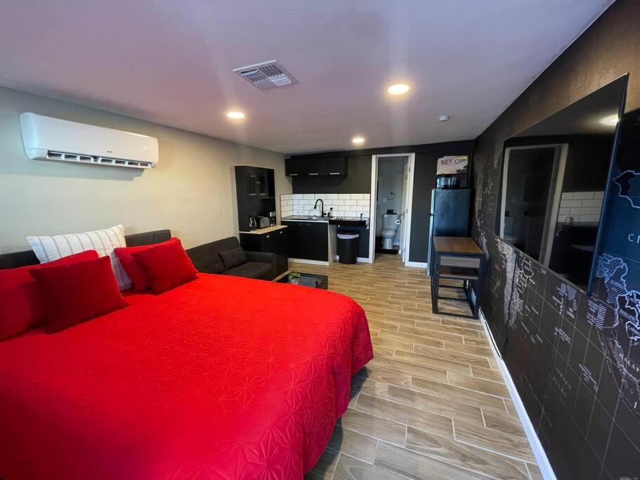 New Midtown Modern Studio With Backyard Phoenix Extérieur photo